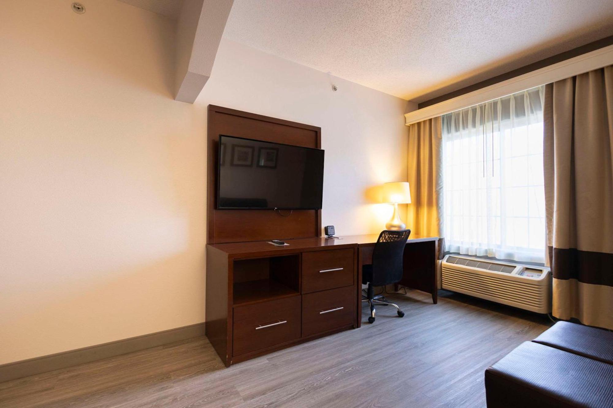 Comfort Suites Springfield Buitenkant foto